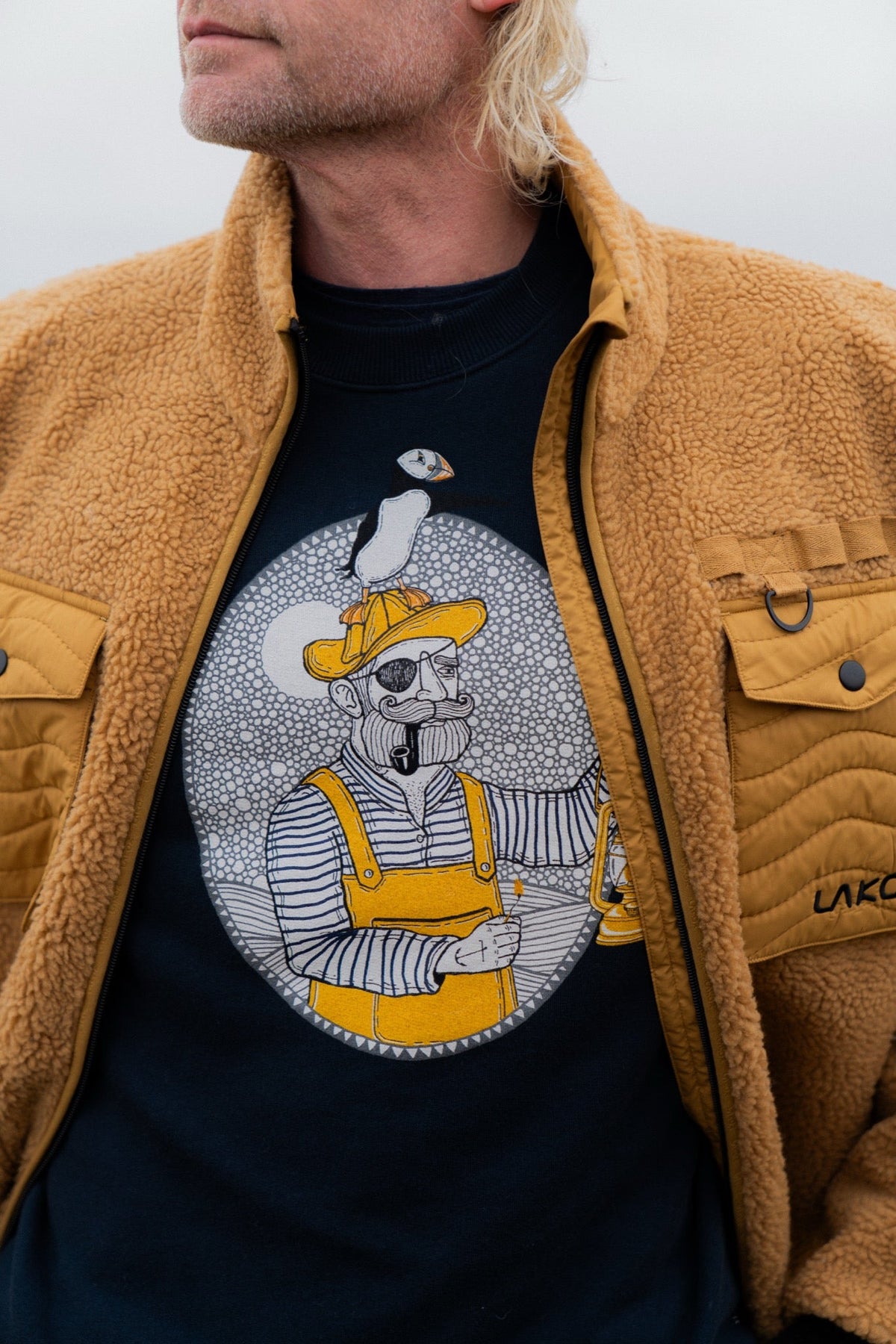 Light The Way Crewneck - Blueberry