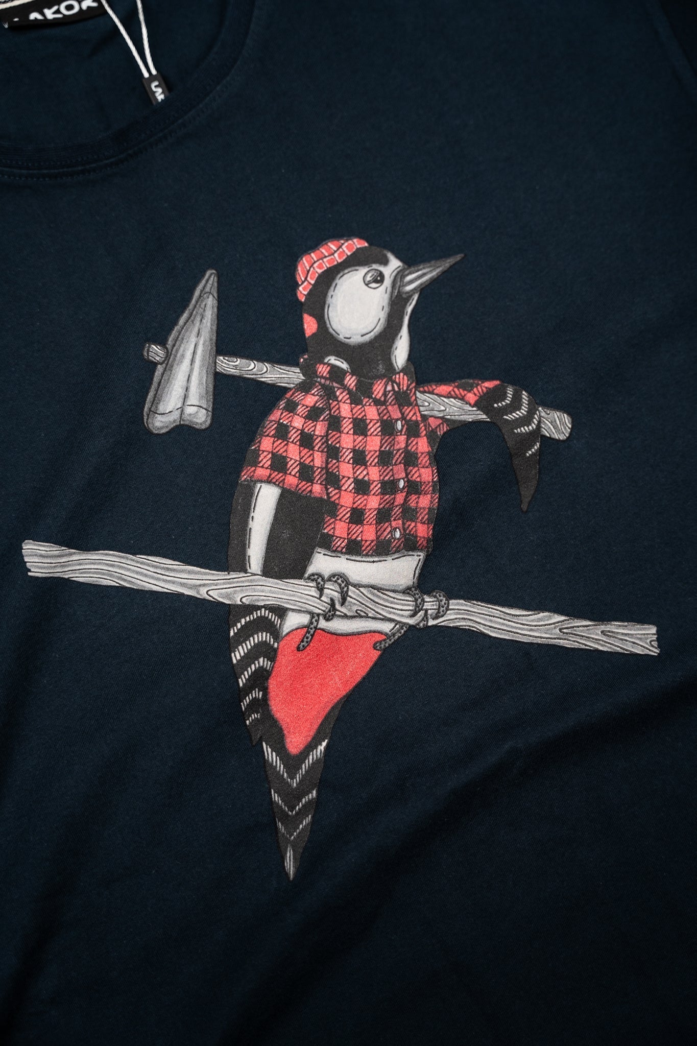 Woodpecker T-shirt (Blueberry)