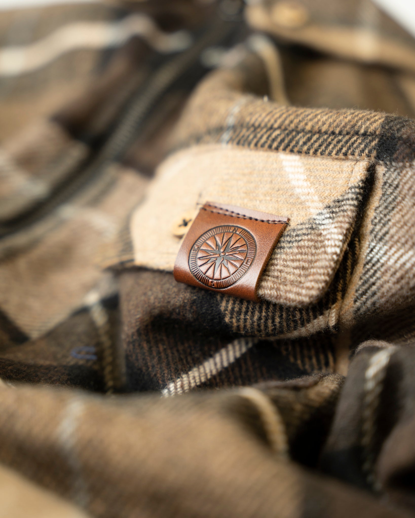 LAKOR Beaver Shirt Jacket Jacket Brown