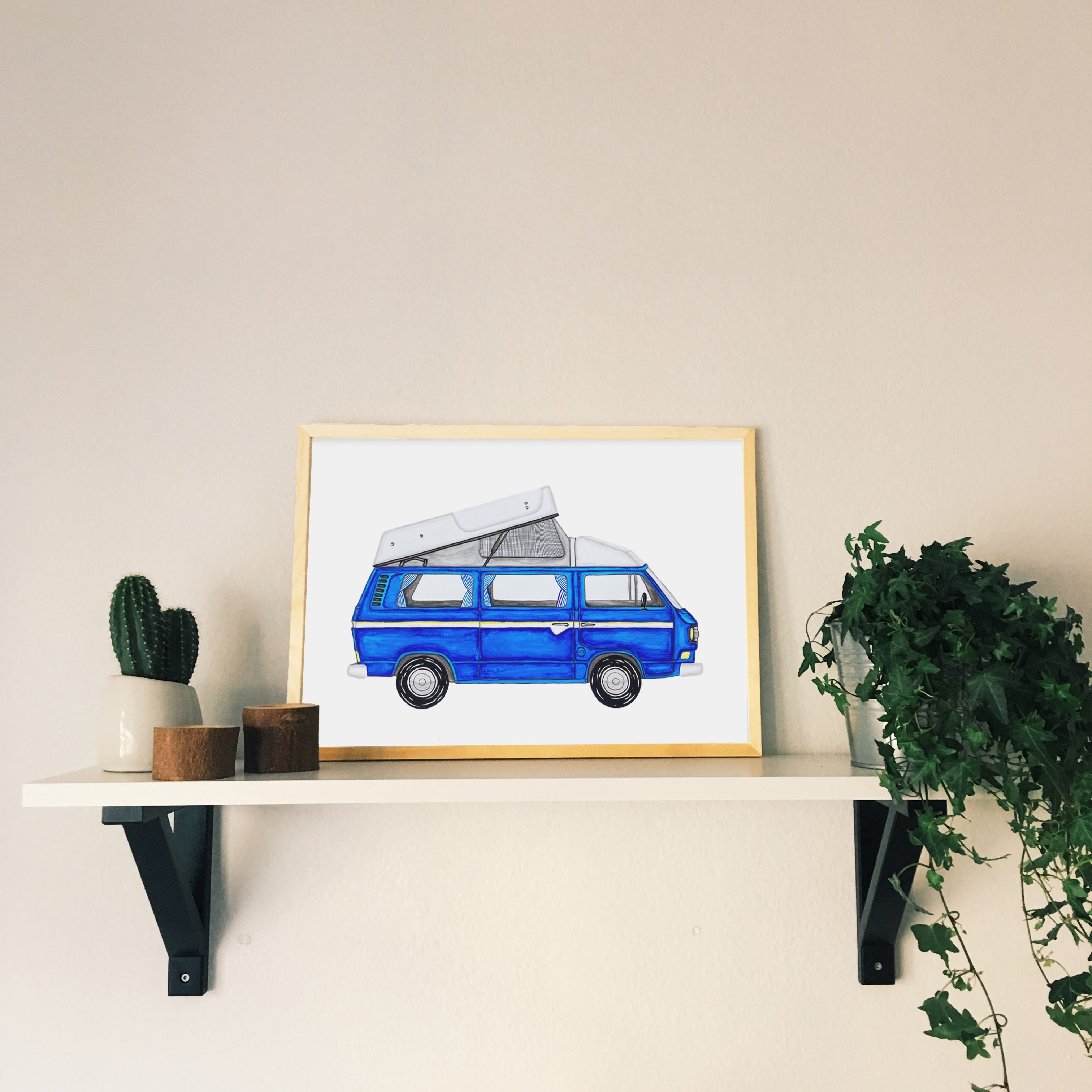 LAKOR Blue Van Plakat Poster White