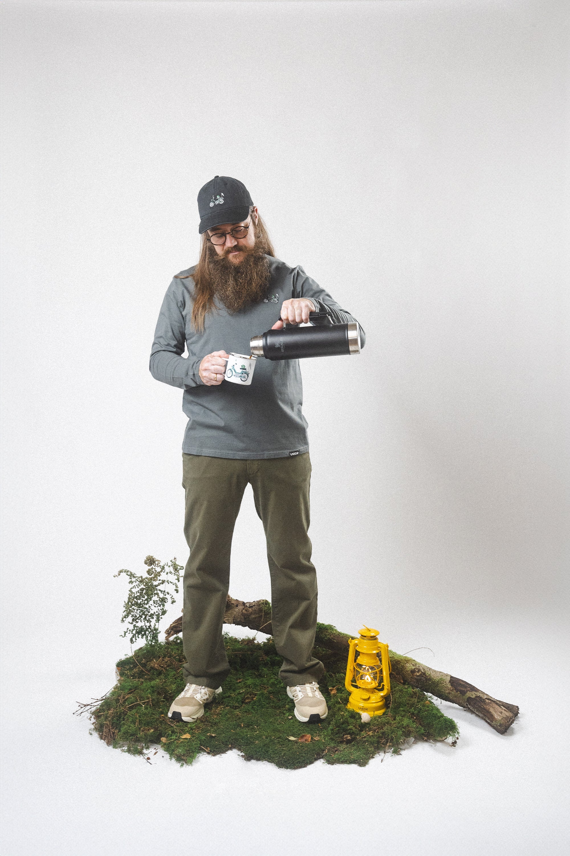 LAKOR Mini Forest Maxi Henley T-Shirt Urban Chic