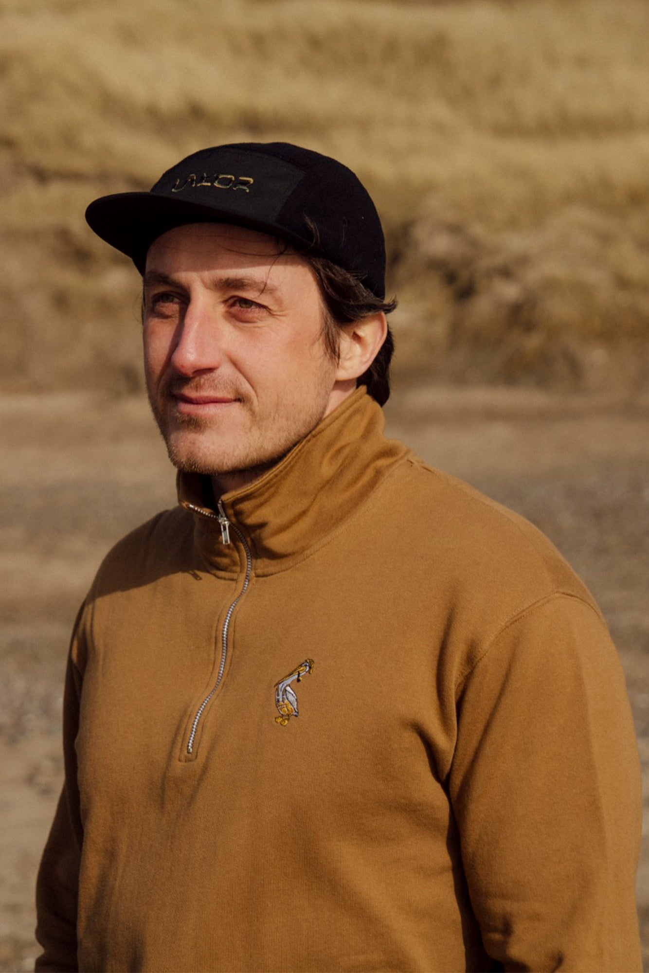 LAKOR Mini Pier Pelican Turtleneck Sweatshirt Rubber