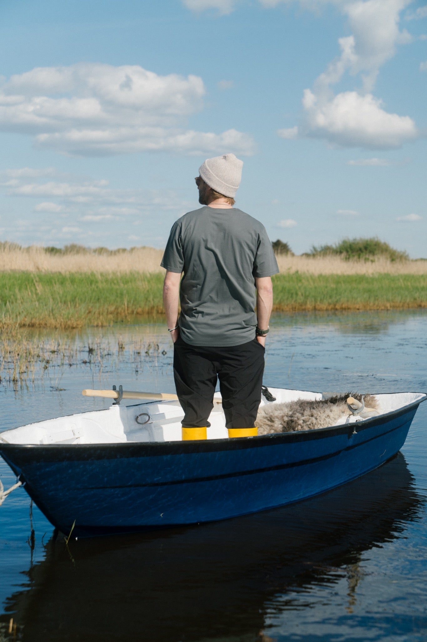 LAKOR Mini Seagull in a Cup T-shirt T-Shirt Urban Chic