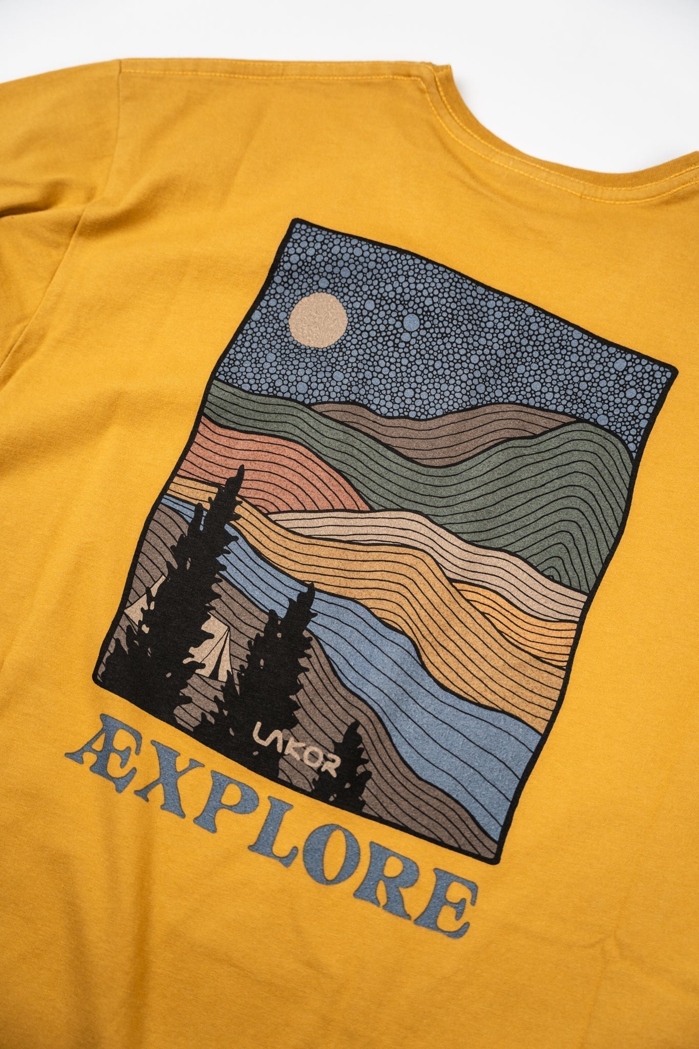 LAKOR Out There T-shirt T-Shirt Wood Thrush