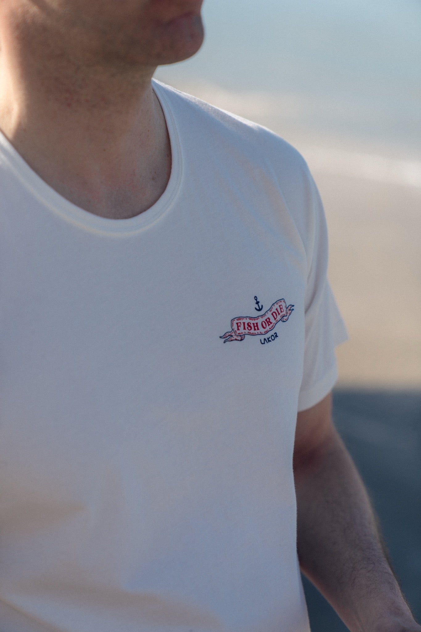 LAKOR The Smoking Salmon Back T-shirt T-Shirt Star White